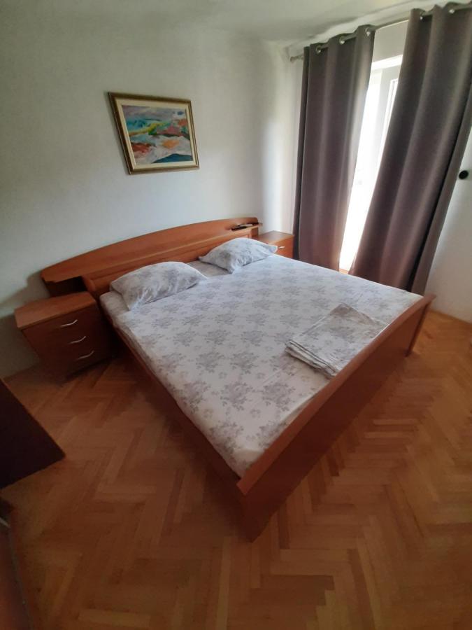 Rooms N&M Baška Voda Exterior foto